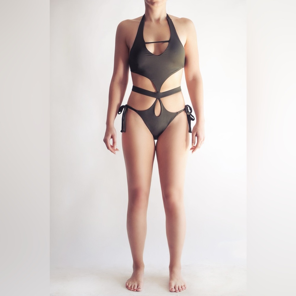 Cutout Sexy One Piece Swimsuit- Green